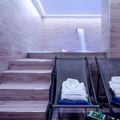 Relax&Gastronomía: spa, rocas de chocolate, botella de cava, cena y mucho más en A coruña
