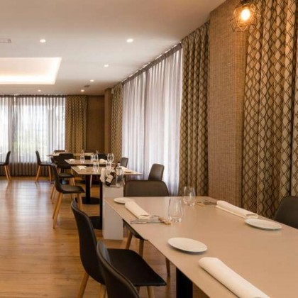 Relax&Gastronomía: spa, rocas de chocolate, botella de cava, cena y mucho más en A coruña