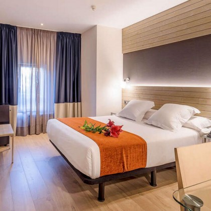 Relax&Gastronomía: spa, rocas de chocolate, botella de cava, cena y mucho más en A coruña