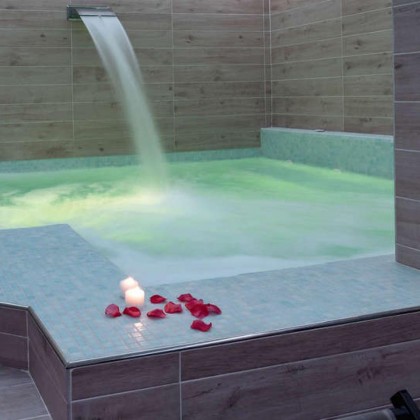 Relax&Gastronomía: spa, rocas de chocolate, botella de cava, cena y mucho más en A coruña