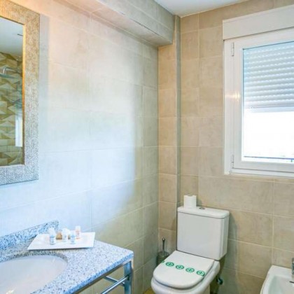 Romanticismo con cena y spa en un exclusivo hotel-en el Valle de Ambroz, Extremadura