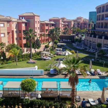 Escapada en Media Pensión con Spa y valores añadidos gratuitos en un resort de Islantilla