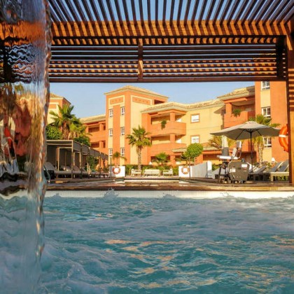 Escapada en Media Pensión con Spa y valores añadidos gratuitos en un resort de Islantilla