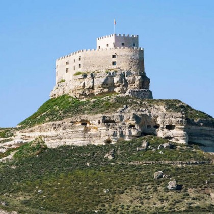 Desayuna en un castillo que domina el valle del Duero