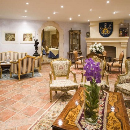 Desayuna en un castillo que domina el valle del Duero