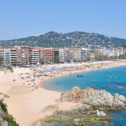 Especial vistas al mar en la Costa Brava: desayuno, cena y cava