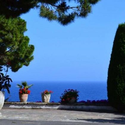 Especial vistas al mar en la Costa Brava: desayuno, cena y cava