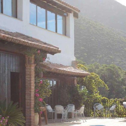 Escapada relax en la Sierra de las Nieves con desayuno y late check-out