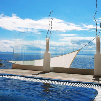 Lujo 5* con vistas al mar desde una preciosa Junior Suite con detalles románticos