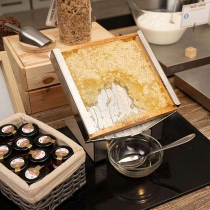 Escapada VIP: acceso termal, cena, rosa, velas, fruta con chocolate y mucho más