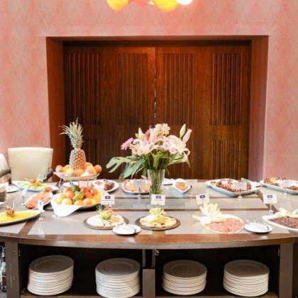 Escapada Romántica con Cena "Sabor de amor", Rosa, velas, fruta con chocolate y acceso termal