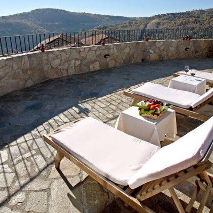 Gastronomía & Relax: Romanticismo para dos en Mogarraz (desde 2 noches)