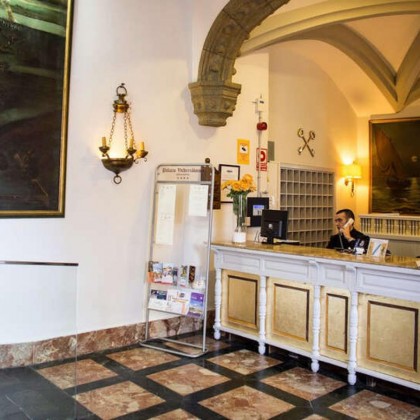 Escapada en un palacio elegante y medieval en Ávila