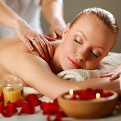 Regalo de Masaje de Aromaterapia | 55 min en Granada Five Senses Spa
