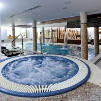 Regalo de Circuito + masaje relajante oriental en Spa Bodyna Palacio de Arenales Cáceres