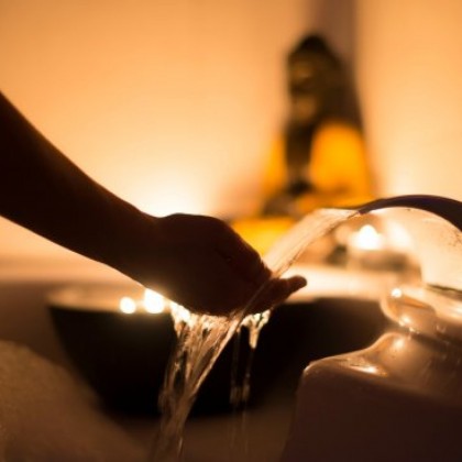 Regalo de Jardín de los Deseos Woman Massage  (Yin) by Alqvimia en Spa Calm & Luxury Premium