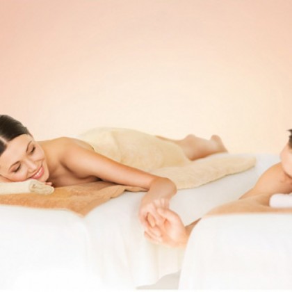 Regalo de Pack Romántico | Circuito Spa + Masaje Relajante + Aromaterapia en Spa Aquabody
