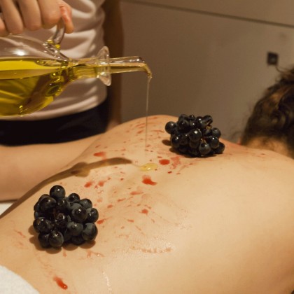 Regalo de Locura de Baco en ​​Wine Oil Spa Villa de Laguardia