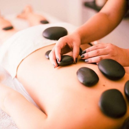 Regalo de Hot Stone Bliss en Serena SPA @ Meliá Sky