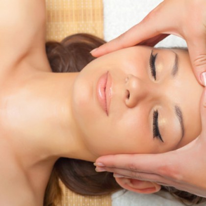 Regalo de Masaje Relax de Cuello y Escote con Aceite de Cerveza (30min.) en Beer Spa Alicante