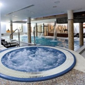 Regalo de Circuito + masaje relajante oriental en Spa Bodyna Palacio de Arenales Cáceres