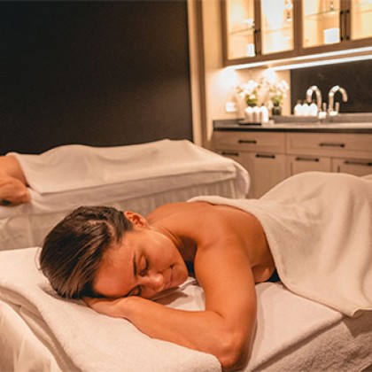 Regalo de Love Massage 50min en Seventy Spa