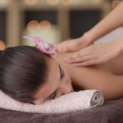 Regalo de Masaje Hawaiano en SPA by SERAWA Moraira