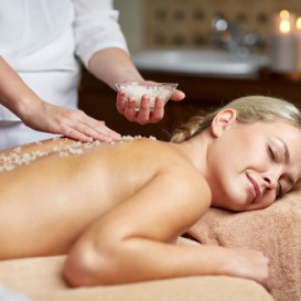 Regalo de Peeling Corporal con Sales del Mar Muerto en Inagua Spa & Wellness