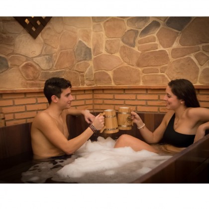 Regalo de Circuito Beer Spa en Sala Común (PAREJA) en Beer Spa en Zahara