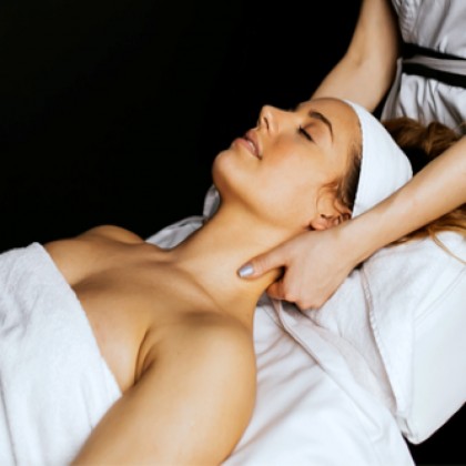 Regalo de Minerva | Circuito + Masaje Holístico en Termas de Híspalis