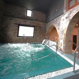Regalo de Circuito de aguas + Masaje relax 30 en Spa Masía Vallromanes