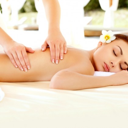 Regalo de Masaje Lomi Lomi en Spa In Radisson Blu Resort