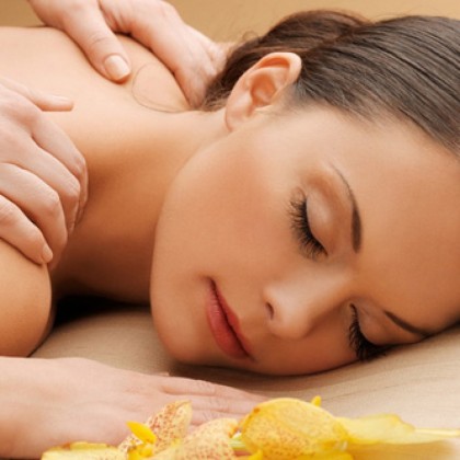 Regalo de Ritual Citrush Relax | Masaje Relajante con Aceite Cítrico + Mascarilla Facial de Vitamina C en Spa Bull Vital Suites