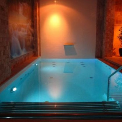 Regalo de Circuito + Merienda para 2 en Spa Cortijo