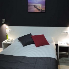 Escapade Romantique avec Spa et Traitement à l'Hôtel Junquera de Vigo
