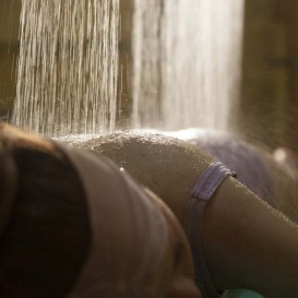 Presente Massagem no Duche no Balneario de Graena em Granada