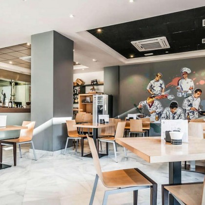 Escapade gastronomique dans le centre d'Almeria avec un menu de dégustation et plus encore