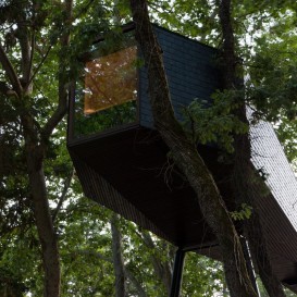 Bon Cadeau Cabane dans les arbres dans le parc naturel SPA Pedras Salgadas