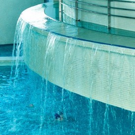 Alojamiento, Circuito Aguas y Masaje el Spa Hotel Aqua Center Deloix