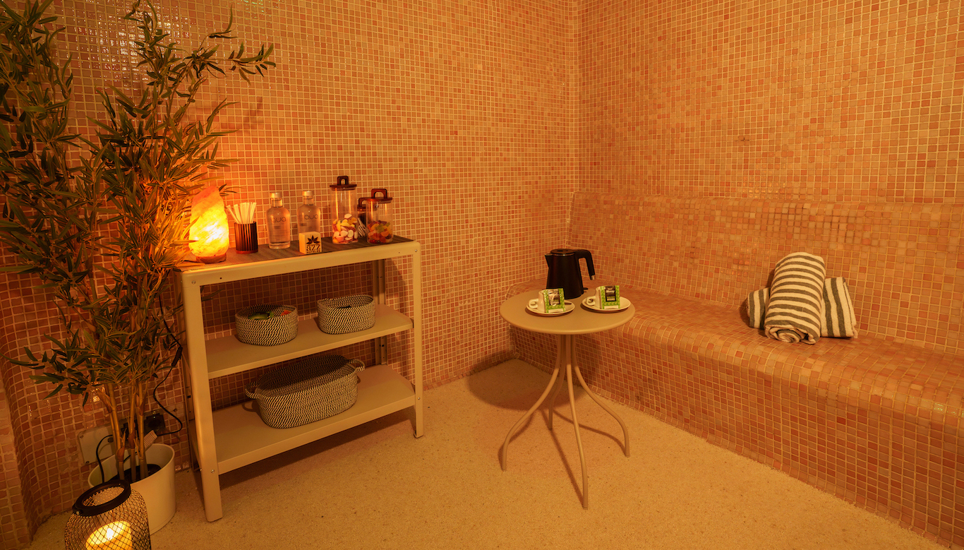 AZZ Valencia Congress Spa