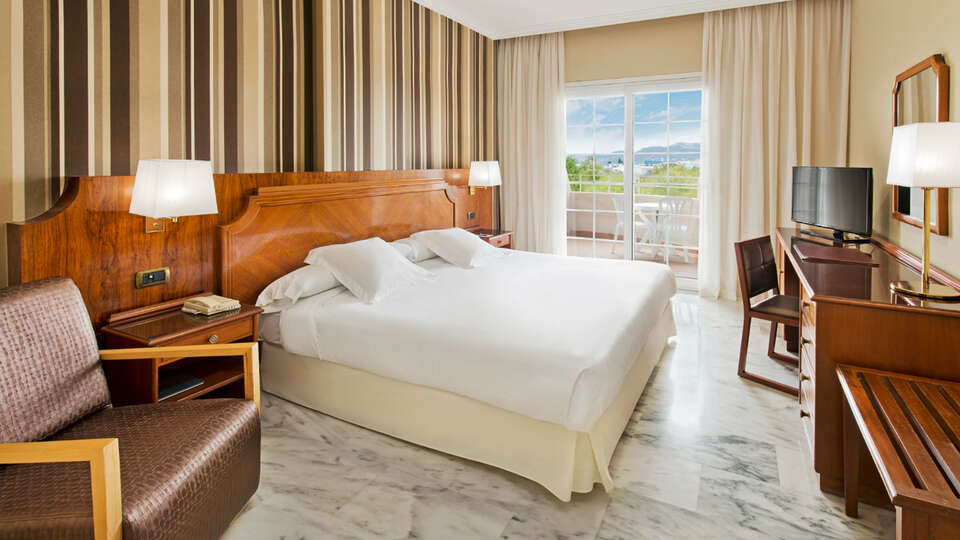 Elba Motril Beach & Business Hotel