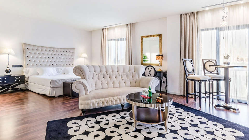 Hotel 525