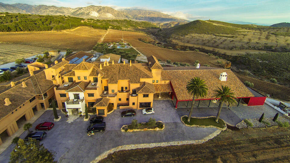 Hotel & Winery Señorío de Nevada