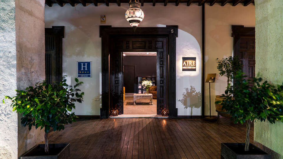 Aire Hotel & Ancient Baths Almería