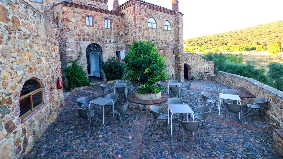 Hotel Monasterio de Rocamador
