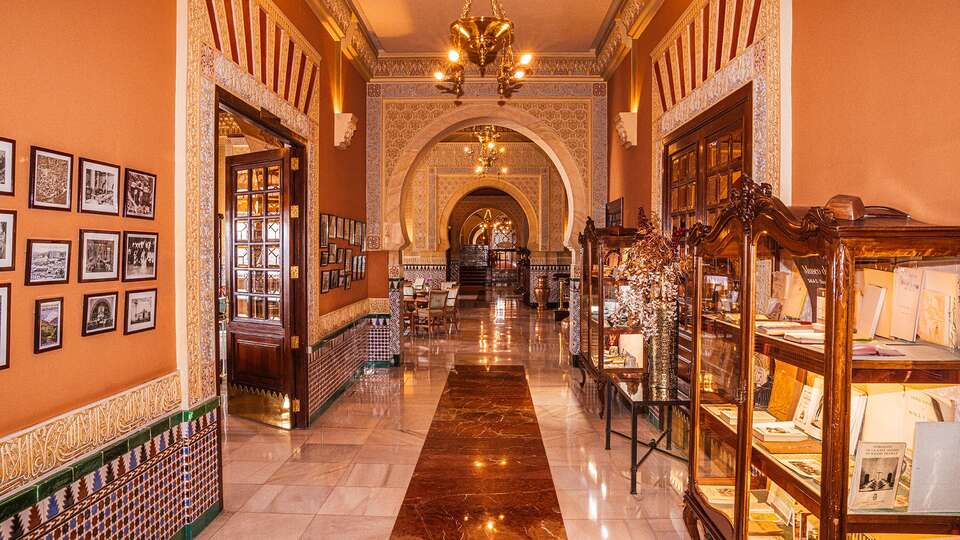 Hotel Alhambra Palace