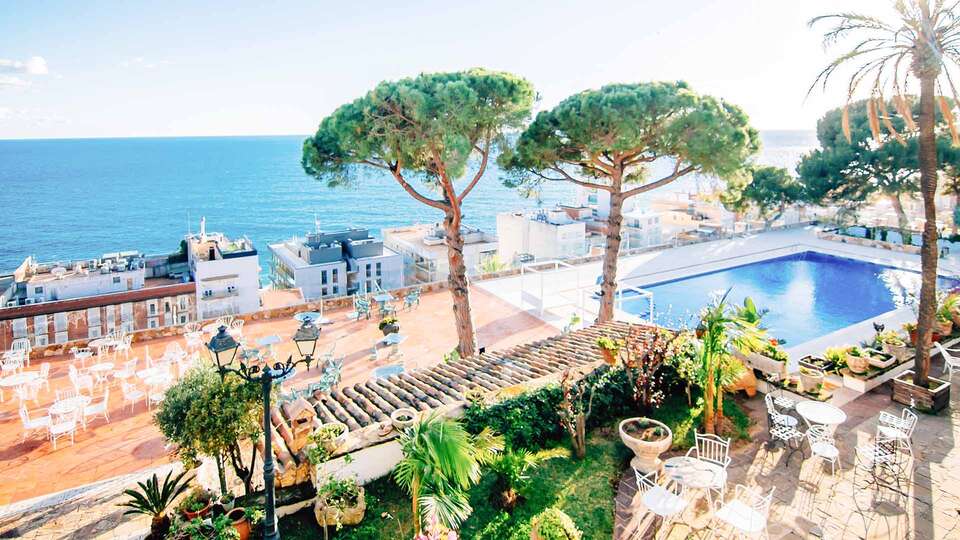 Hotel Roger de Flor Seleqtta