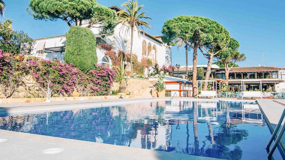 Hotel Roger de Flor Seleqtta